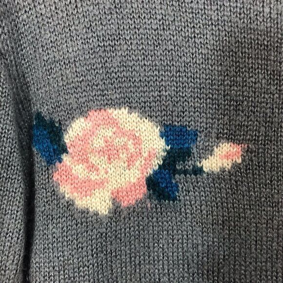 Xhilaration Sweater - Picture 3 of 9
